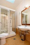 Alianthos Beach Hotel