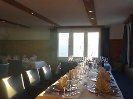 Hotel Waldrast B&B
