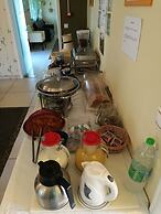 Saint George Hotel & Rooms