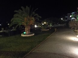 Saint George Hotel & Rooms