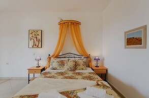 Saint George Hotel & Rooms