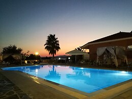 Saint George Hotel & Rooms