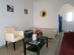 Saint George Hotel & Rooms