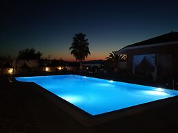 Saint George Hotel & Rooms