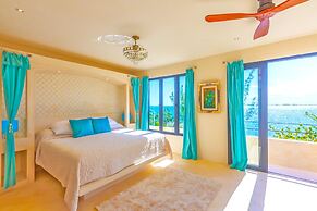 Villa Encantada by Coco B Isla