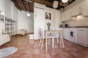 Royal Apartments by Hoom