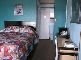 Haileybury Beach Motel