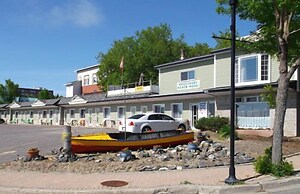 Haileybury Beach Motel