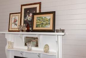 ARCADIA - The Barn Cottage & Rosehill Cottage