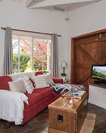 ARCADIA - The Barn Cottage & Rosehill Cottage