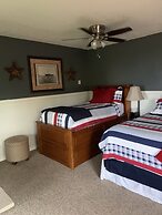 White House Inn on the Waterfront