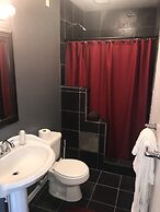 White House Inn on the Waterfront