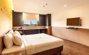 Yellow Bee Tangerang