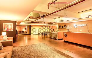 Yellow Bee Tangerang