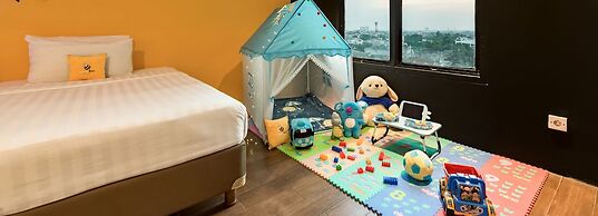 Yellow Bee Tangerang