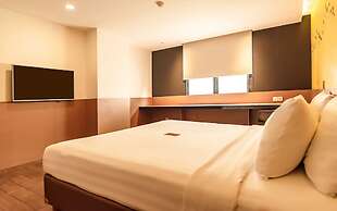 Yellow Bee Tangerang