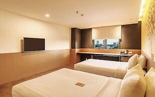 Yellow Bee Tangerang