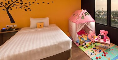 Yellow Bee Tangerang