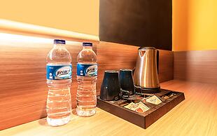 Yellow Bee Tangerang