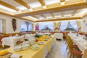 Hotel Ramon