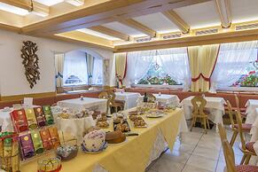 Hotel Ramon