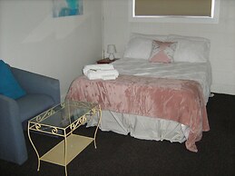 Downtown Backpackers