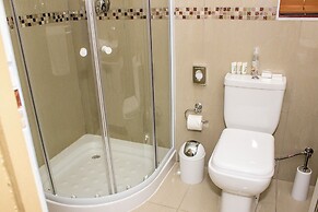 Victoria Heights B and B