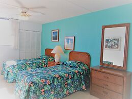 Royal Hawaiian Hospitality