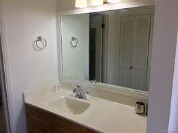 Royal Hawaiian Hospitality