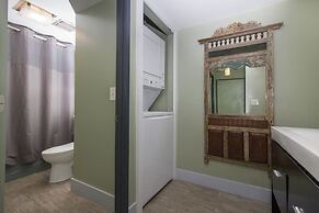 Royal Hawaiian Hospitality