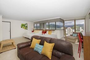 Royal Hawaiian Hospitality