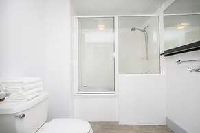 Royal Hawaiian Hospitality