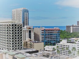 Royal Hawaiian Hospitality