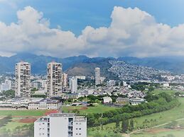 Royal Hawaiian Hospitality