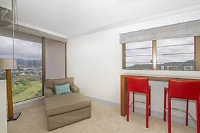 Royal Hawaiian Hospitality