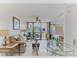 Royal Hawaiian Hospitality