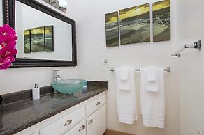 Royal Hawaiian Hospitality