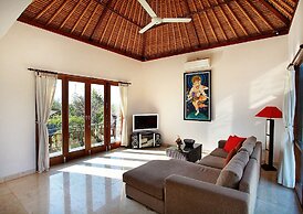 Balangan Beach Villa