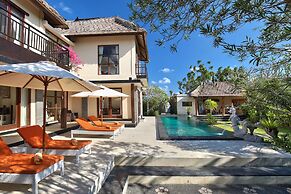 Balangan Beach Villa