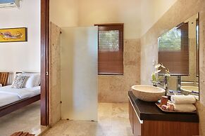 Balangan Beach Villa