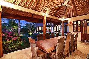 Balangan Beach Villa