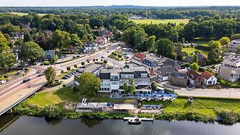 De Zon Hotel & Restaurant by Flow