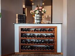 De Zon Hotel & Restaurant by Flow