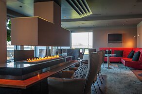 De Zon Hotel & Restaurant by Flow