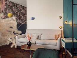 De Zon Hotel & Restaurant by Flow