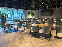 De Zon Hotel & Restaurant by Flow