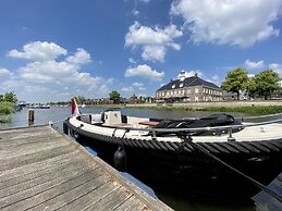 De Zon Hotel & Restaurant by Flow