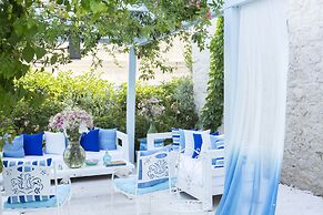 Alura Boutique Hotel