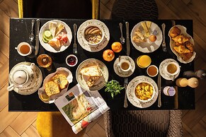 Le 10 Bis Hotel