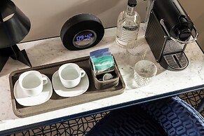 Le 10 Bis Hotel